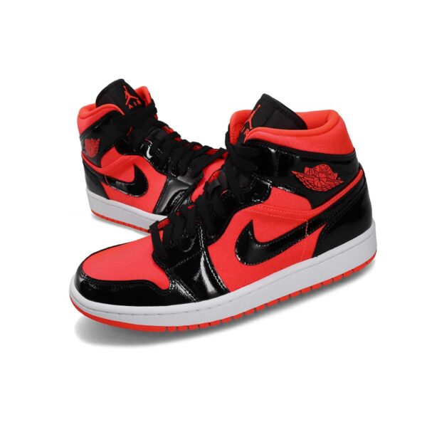 NIKE AIR JORDAN 1 MID WOMEN CRM / BLK