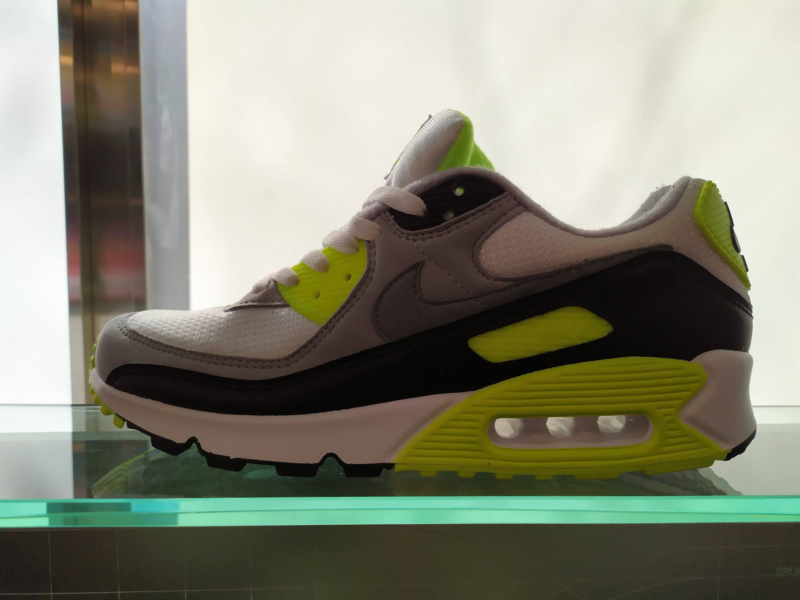 nike air max 90 volt 2020