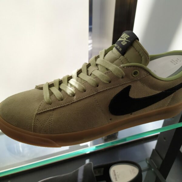 Nike SB Zoom Blazer Low GT Olive Aura