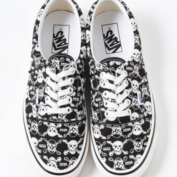 VANS / Skull Pirates Era 95 DX - skull black