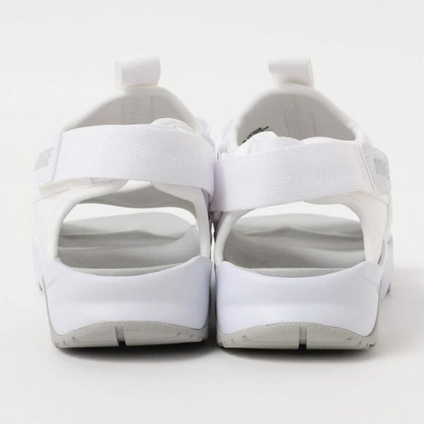 NIKE / Canyon - White