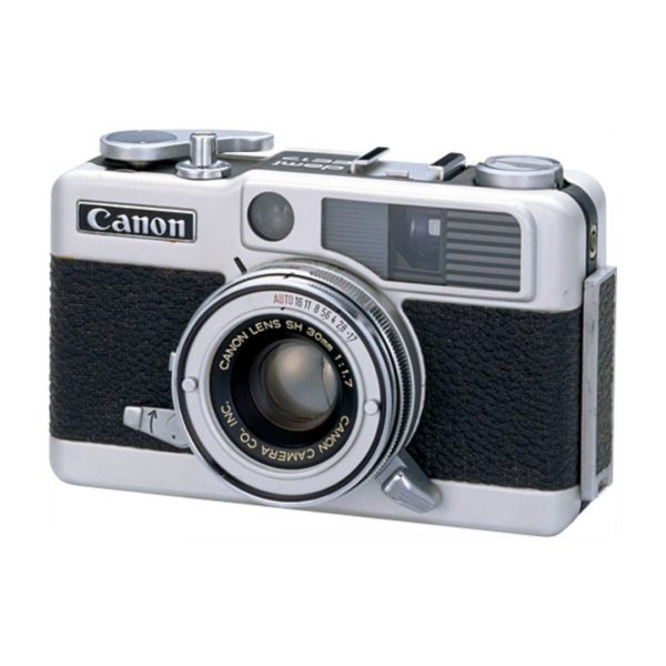 Canon Demi EE17 Retro. Film Camera