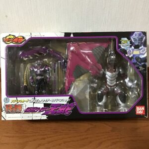 Kamen Rider Ryuki R & M4 Kamen Rider King Snake