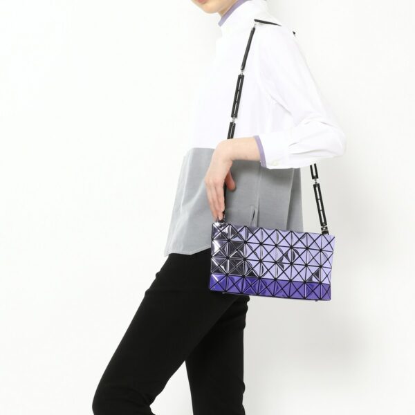 BAOBAO ISSEY MIYAKE プラチナム (GUNMETAL)