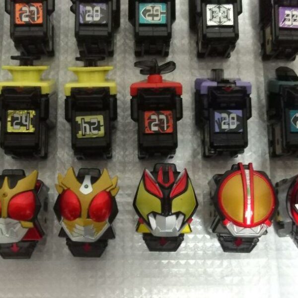 Switch Mass DX Forze Driver & Weapon Kamen Rider Hero Narikiri