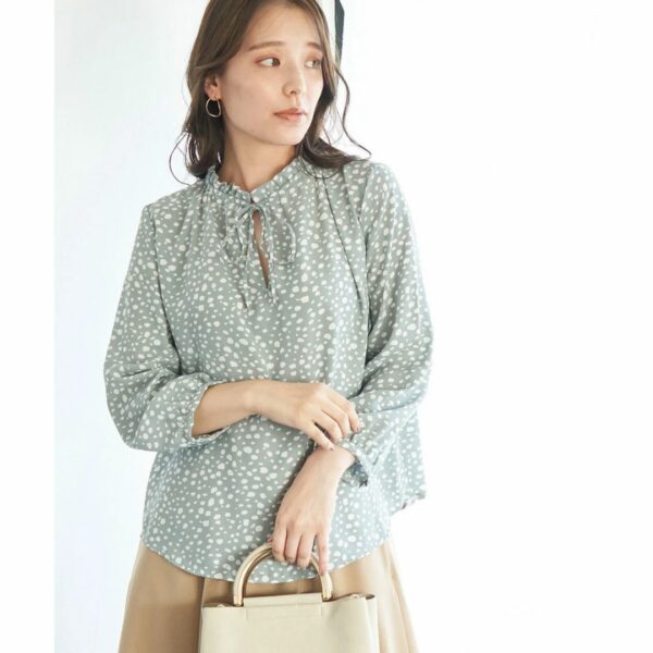 ROPÉ PICNIC [2WAY] Stand frilled blouse Green System