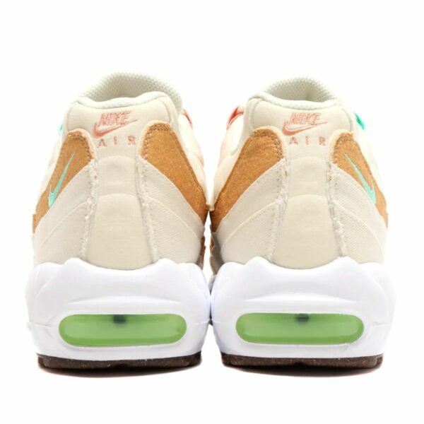 NIKE AIR MAX 95 NRG COCONUT MILK / GREEN GLOW-METALLIC GOLD