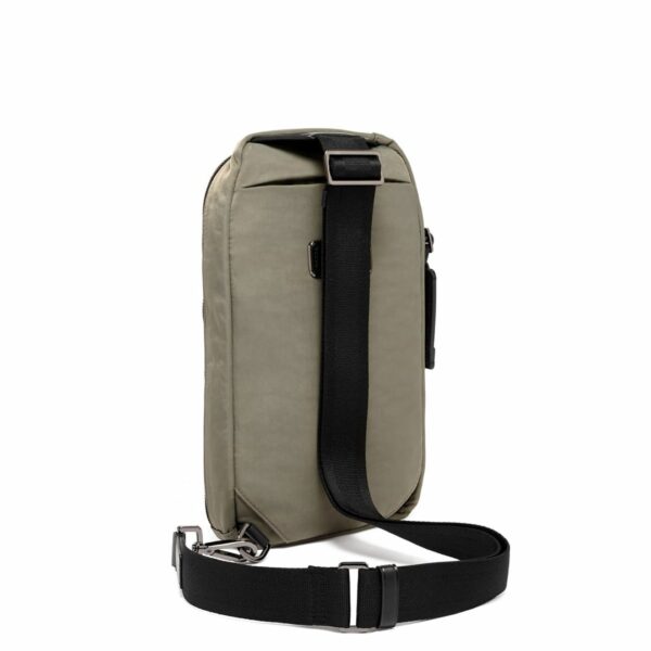 TUMI HARRISON "Gregory" Sling (COLOR:Titanium)