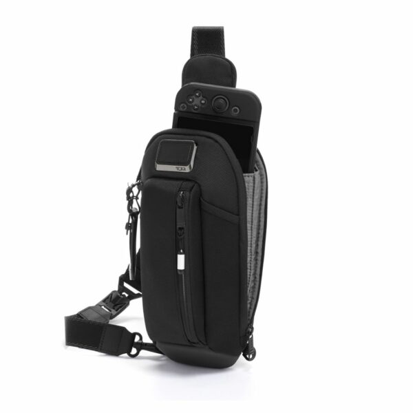 TUMI ALPHA BRAVO "Esports Pro" Sling (COLOR:BLACK)