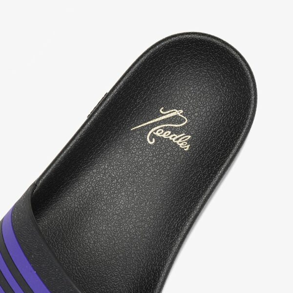 NEEDLES SHOWER SANDALS - TRACK LINE: BLACK / PURPLE