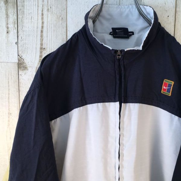 Titip-Jepang-NIKE-embroidery-logo-nylon-jacket-90s