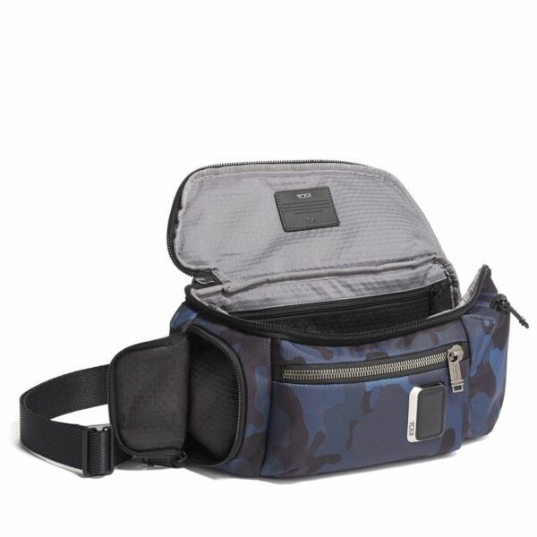 TUMI ALPHA BRAVO "Kelly" Sling (COLOR:Navy Duck)