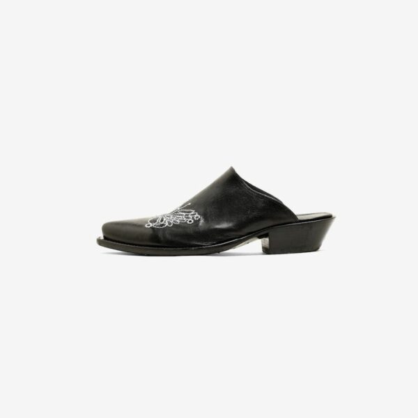 NEEDLES HEELED PAPILLON EMB. MULE: BLACK SMOOTH