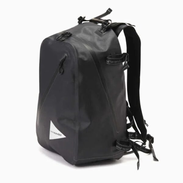 andWander waterproof daypack