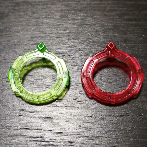 Beyblade Level Chip Red Green