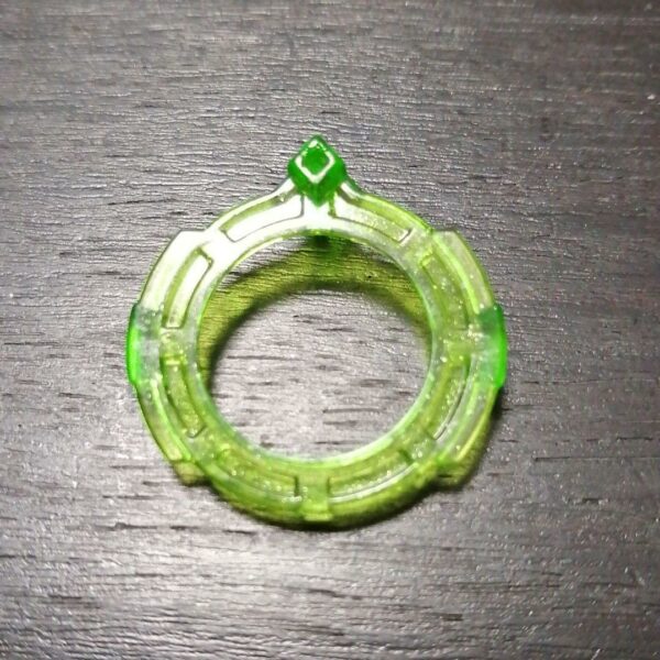 Beyblade Level Chip Red Green