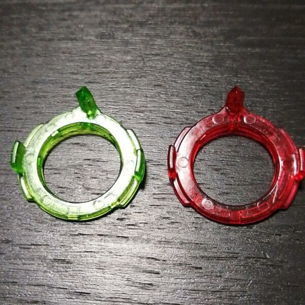 Beyblade Level Chip Red Green