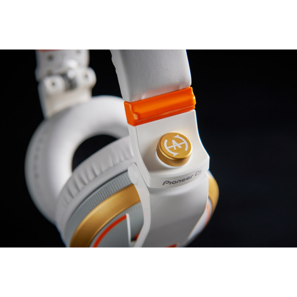 Pioneer DJ HDJ-X5-HA [D4DJ collaboration model] DJ Headphones Anime [D4DJ First Mix] [Pioneer]