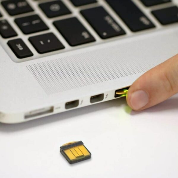 Yubico YubiKey 5 Nano - USB-A