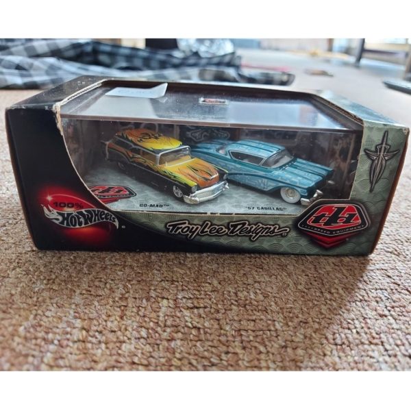 Titip-Jepang-hotwheels-troy-lee-design-limited-edition-for-adult-collector