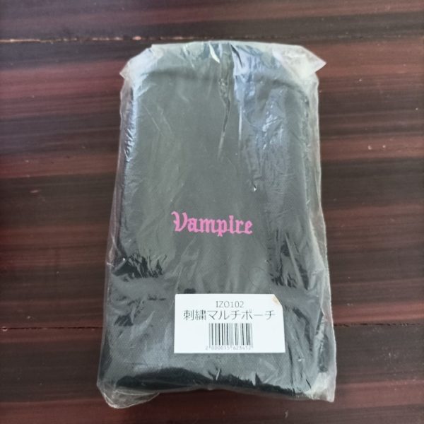 Titip-Jepang-pouch-vampire-Izone