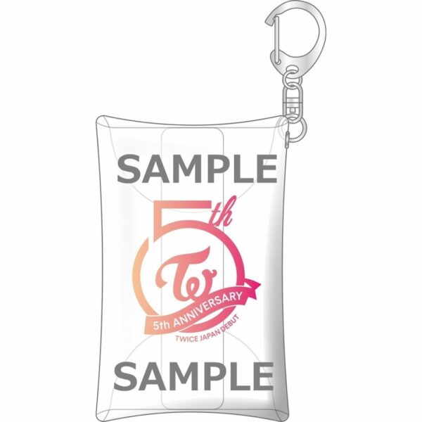 [BD] TWICE JAPAN DEBUT 5th Anniversary "T ・ W ・ I ・ C ・ E" (Regular Edition Blu-ray) (with keychain)