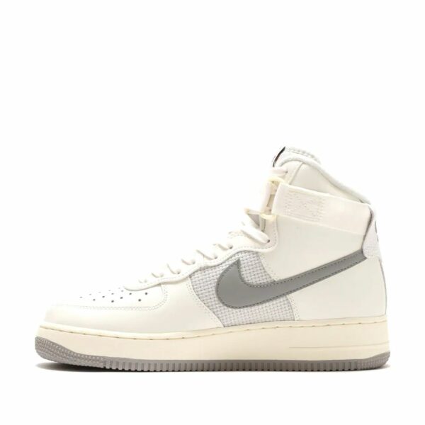 NIKE AIR FORCE 1 HIGH '07 LV8 SAIL/MEDIUM GREY-LIGHT BONE-COCONUT MILK