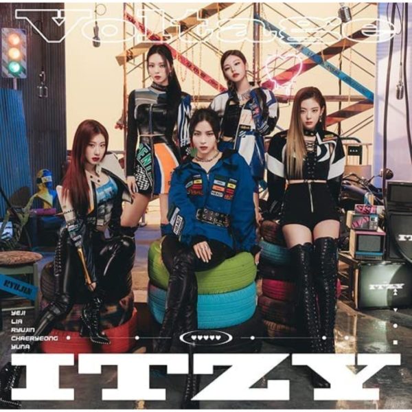 Titip-Jepang-ITZY-Voltage-Japanese-1st-Album-Regular-Edition