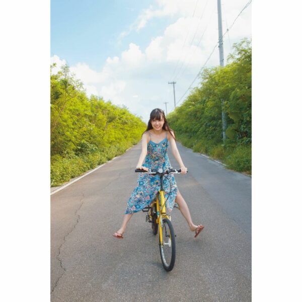 [Photobook] Nogizaka46 Haruka Kaki 1st Photobook Masara - AMAZON