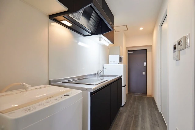 Titip Jepang-Apartemen horor