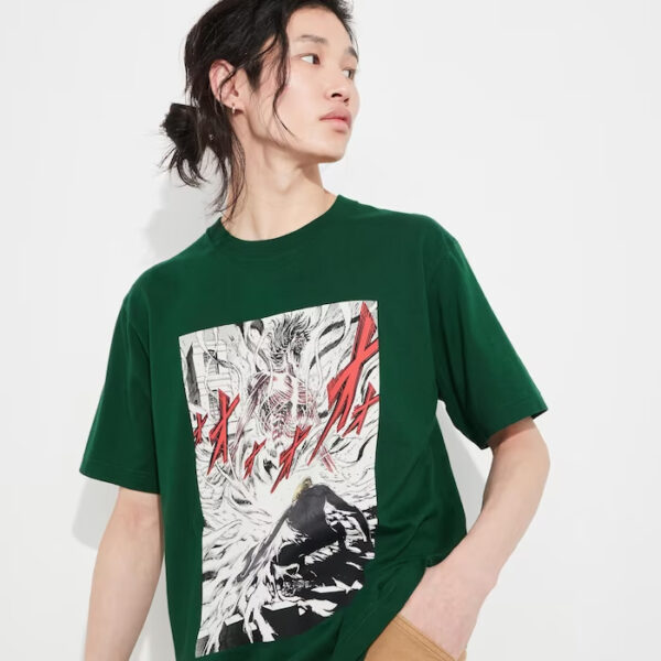 [T-shirt] Attack on Titan UT Graphic 06 Eren Giantization (Short Sleeve, Regular Fit)