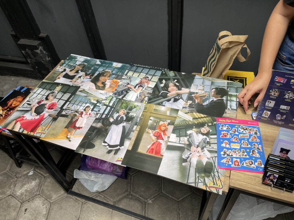 Titip Jepang-Maids in Wonderland