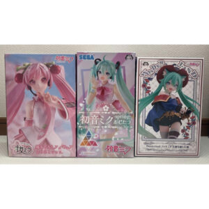 Hatsune Miku Sakura Miku 2021 Cat in Boots Figure