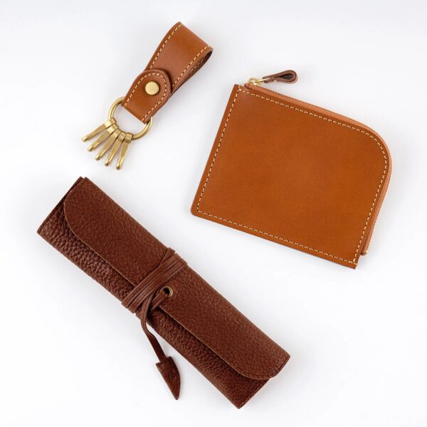 Natura Nume leather key chain