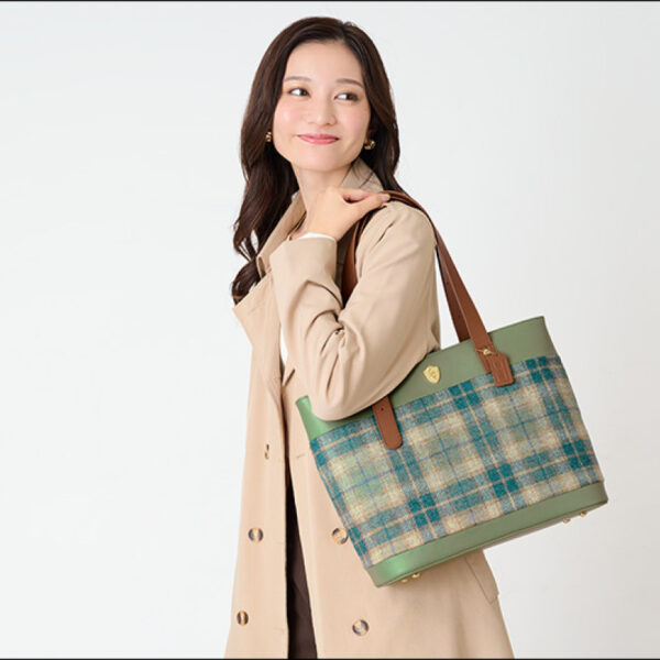 SPY×FAMILY Tweed Tote Bag