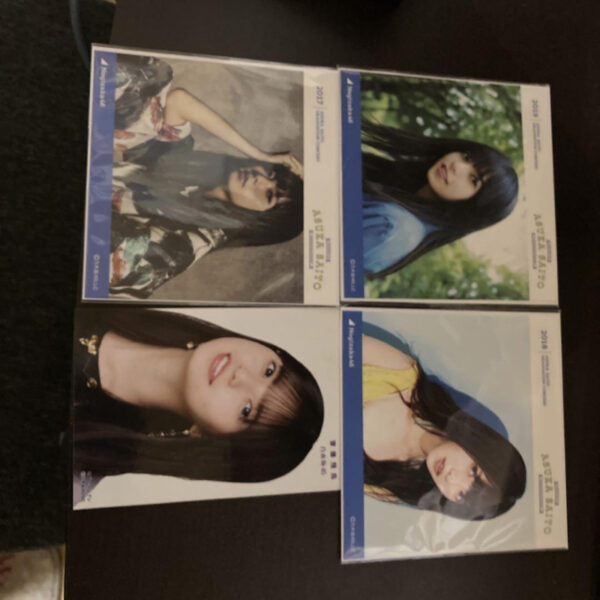 3 posters and 1 extra photo to put up with Asuka Saito static electricity