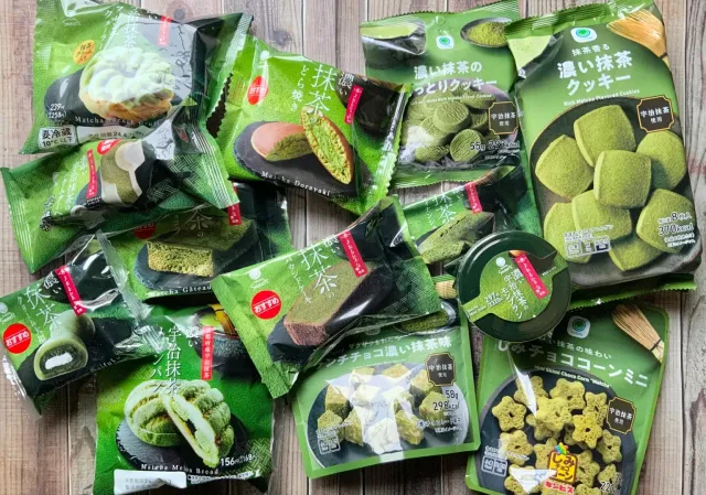 Family-Mart-matcha-sweets-Japanese