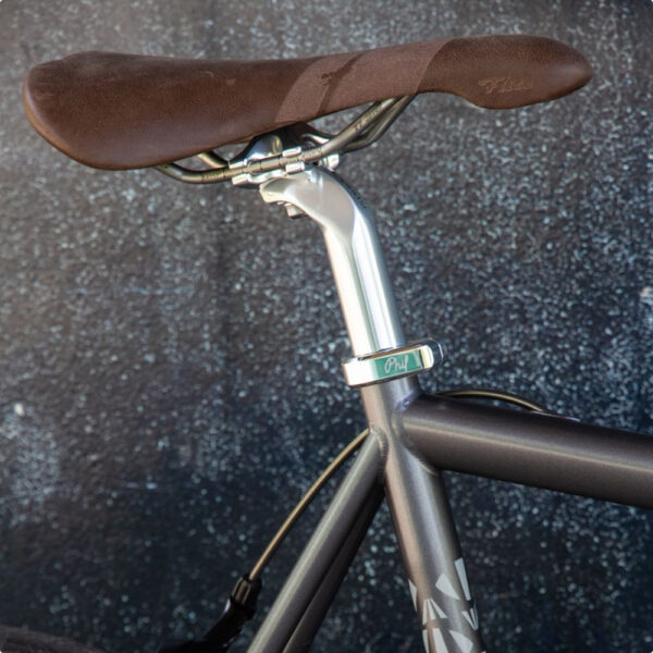 Sadel Jok Sepeda SELLE ITALIA milano flite bullitt saddle