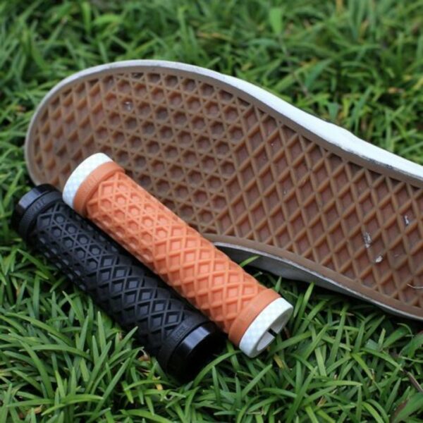 [Grip] ODI Grip Sepeda Vans Waffle Lock-on 130mm (Gum) Handgrip Kualitas Tinggi