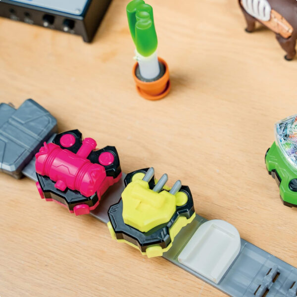 Kamen Rider Toy Hook Pengait Kait Hemat Ruang Dinding Dekorasi MechaCube 8 Pcs Kuat Awet