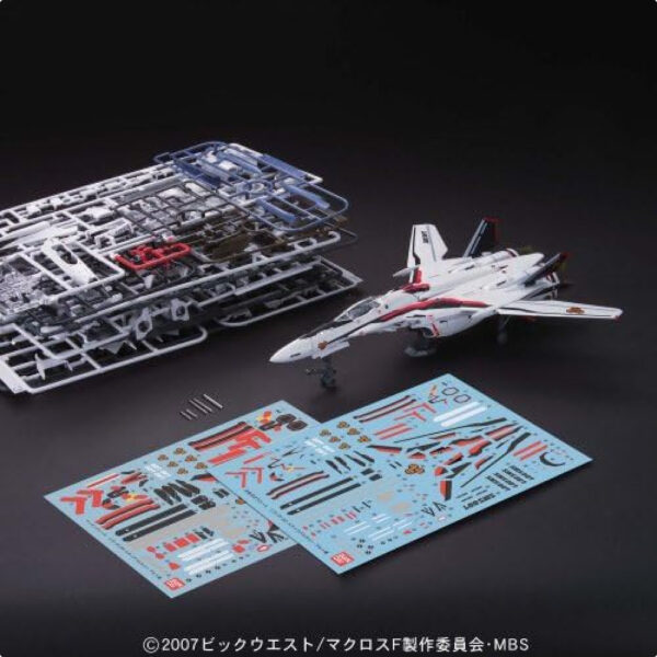 Figure 1/72 VF-25F Messiah Valkyrie Alto Machine Macross F Frontier asli Bandai 