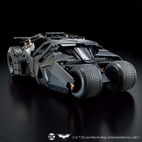 BANDAI SPIRITS Batmobile Batman Begins Ver. skala 1/35 Model Kit Bangun Batmobile Impian Anda