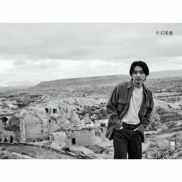 [Photobook] Yamazaki Kento 15th anniversary photo book w/bonus (PO-2024) Terbatas