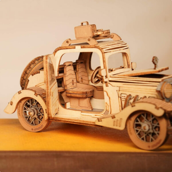 Puzzle 3D Robotime TG504 Puzzle Classic Car: Bangun Mobil Klasik Anda Sendiri! Sederhana dan Kreatif