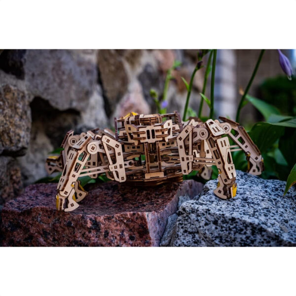 Ugears Hexapod Explorer Wooden Toys 3D Puzzle: Robot Laba-laba Kayu Asli yang Bisa Berjalan Sendiri!