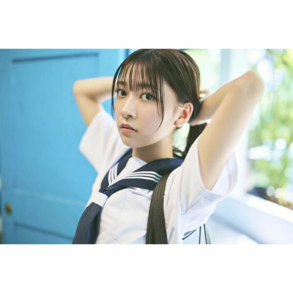 Nozomi Suzuhara 1st Photo Book ver Cover Terbatas [PO-24]