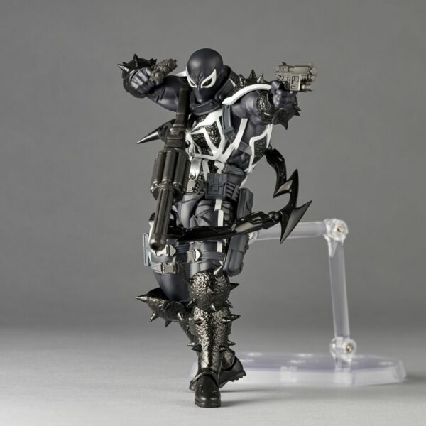 Revoltech Amazing Yamaguchi Agent Venom (resale) w bonus [PO-25]