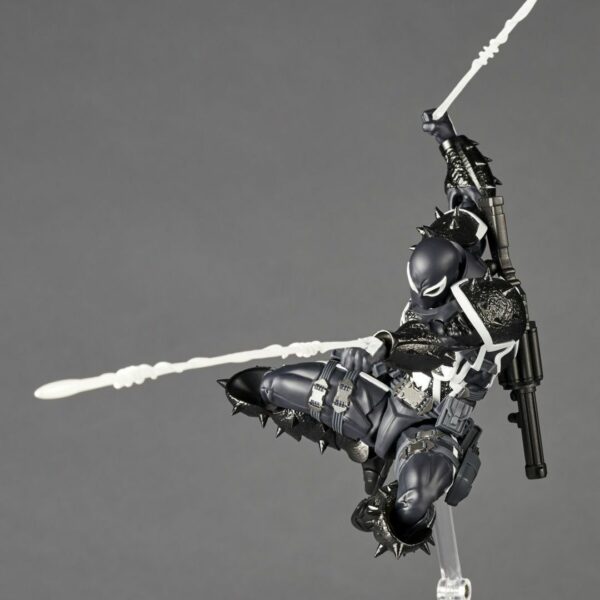 Revoltech Amazing Yamaguchi Agent Venom (resale) w bonus [PO-25]