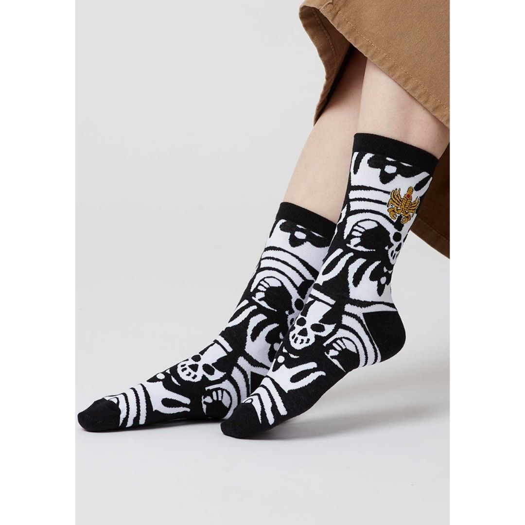 Kaos Kaki Kamen Rider Destron Graniph Ukuran S Desain Ikonik & Nyaman Kaos Kaki Kamen Rider Destron Graniph Ukuran S Desain Ikonik & Nyaman