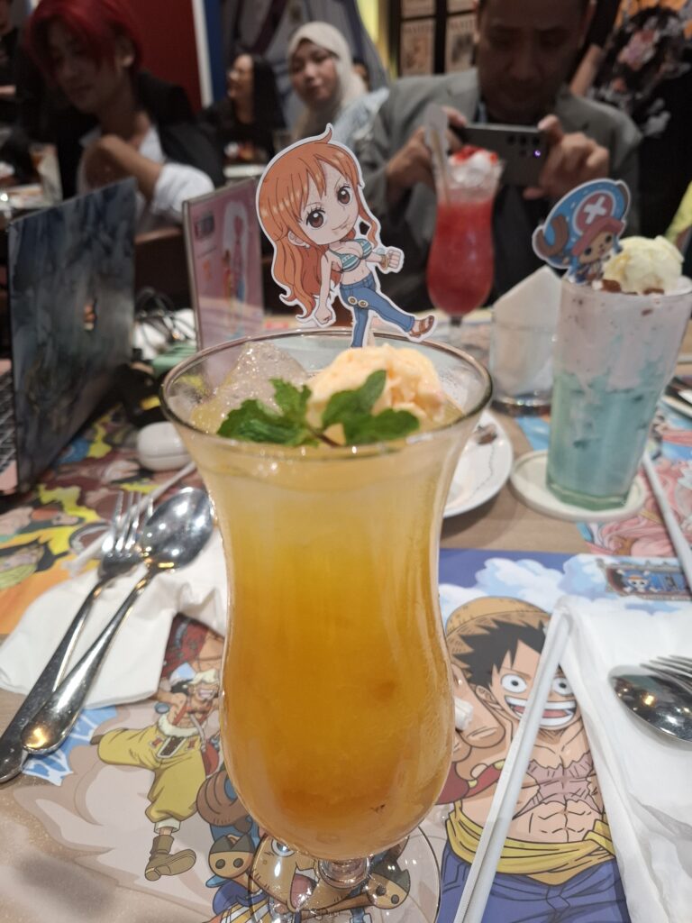 TITIP JEPANG – LIPUTAN EVENT HALALBIHALAL KOMUNITAS ONE PIECE DI ONE PIECE CAFE SENAYAN PARK